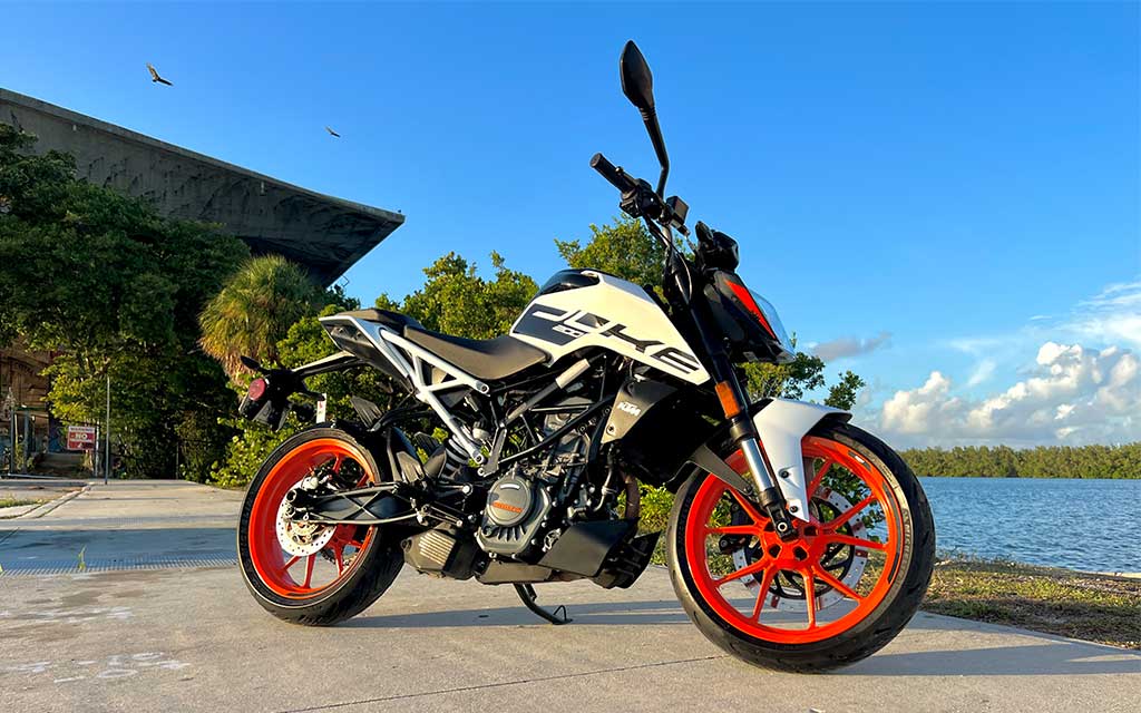 Rent a KTM 200 Duke in Miami FL | Miami Motorcycle Rentals
