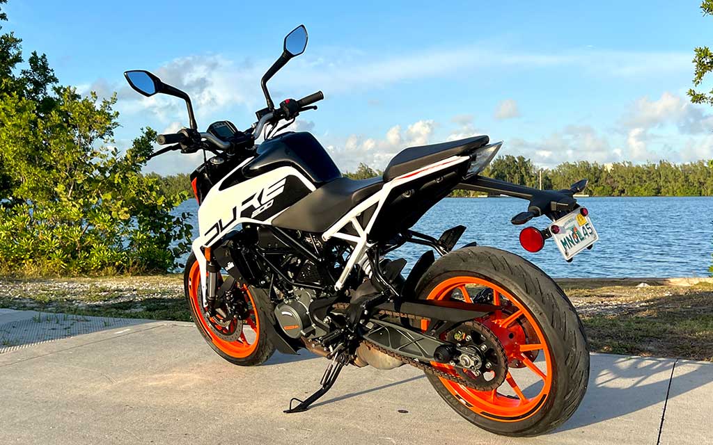 Rent a KTM 200 Duke in Miami FL | Miami Motorcycle Rentals